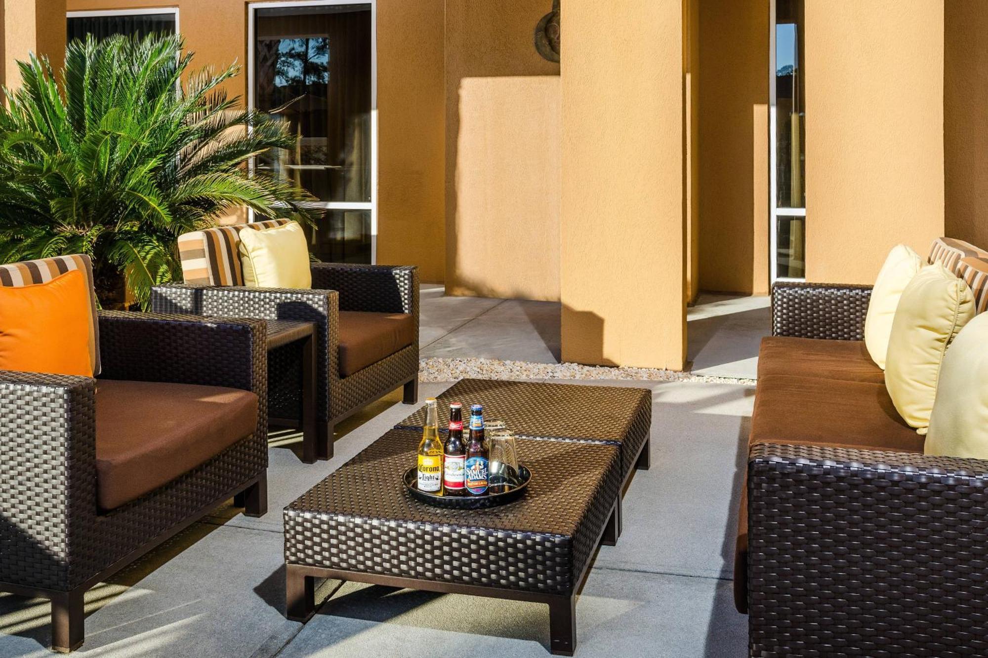 Courtyard By Marriott Myrtle Beach Broadway Eksteriør billede