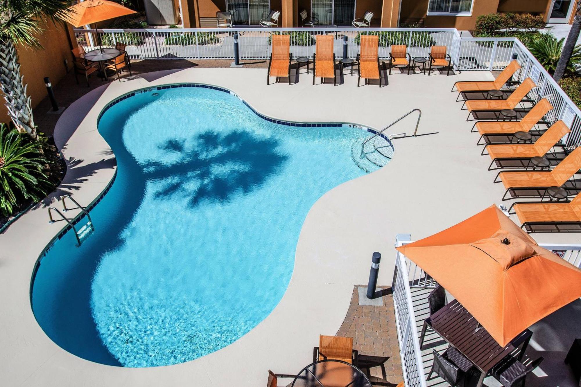 Courtyard By Marriott Myrtle Beach Broadway Eksteriør billede